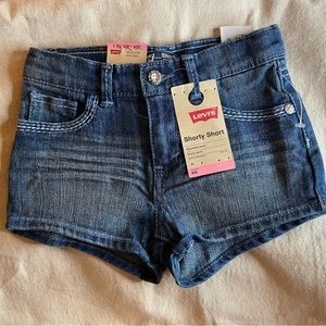 Girls shorty shorts
